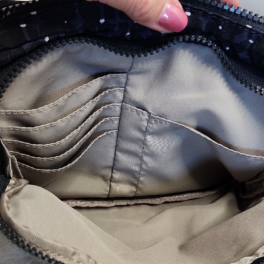 Kipling Crossbody With Monkey Keychain - Picture 9 of 11